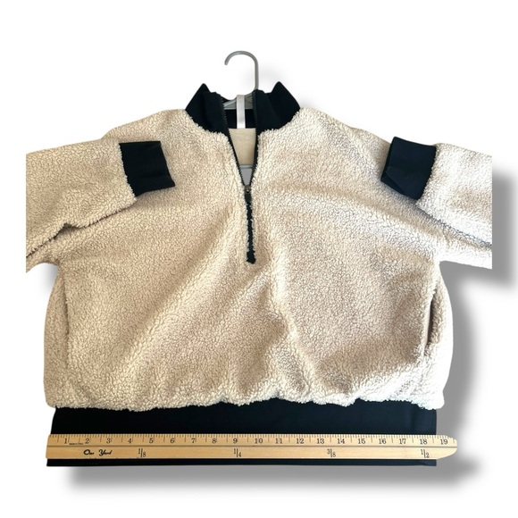Fabletics Dream Polar Fleece Pullover 1/2 Zip Cream Black Cropped Small Pockets - Picture 7 of 11